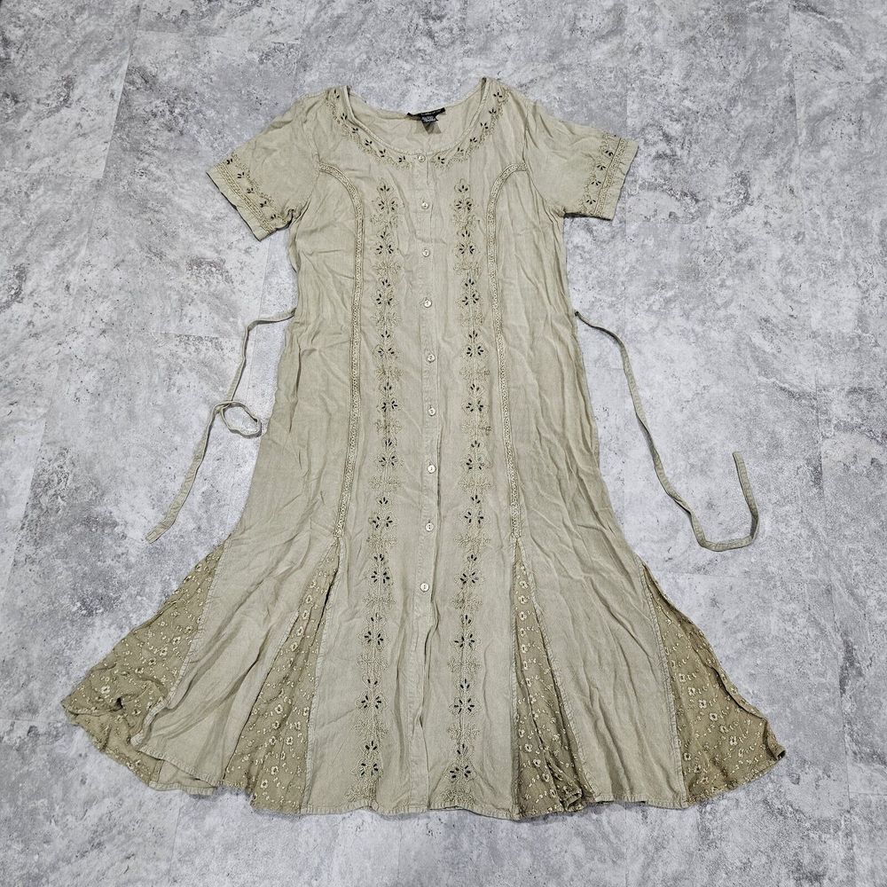 Mlle Gabrielle 14W Dress light green Short Sleeve Embroidered Beaded Rayon